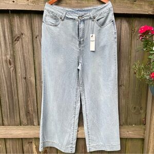 YOZY WIDE LEG JEANS women’s Sz 12 NEW NWT Super Soft Lightweight